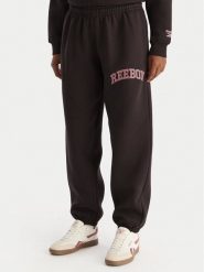 Reebok Spodnie dresowe Marvs RK25165CCW Czarny Regular Fit. Czarne spodnie dresowe damskie Reebok, s, bez wzorów, z bawełny. Za 80.99 zł.