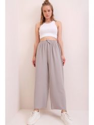 Trend Alacati Spodnie w kolorze szarym rozmiar: XL. Szare spodnie materiałowe damskie Trend Alacati, bez wzorów, z materiału. Za 52.99 zł.