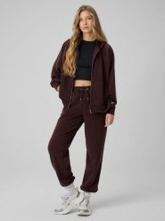 4F Spodnie z szerokimi nogawkami z modalem damskie - brązowe S. Brązowe spodnie dresowe damskie 4F, s, bez wzorów, z dresówki. Za 189.99 zł.