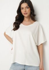 Biały T-shirt z Wiskozą o Kroju Nietoperza Liosma. Białe t-shirty damskie Born2be, bez wzorów, z jeansu, bez kołnierzyka. Za 54.99 zł.