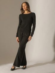 Perfect Cashmere Kaszmirowy sweter "Oprah" w kolorze czarnym rozmiar: M. Czarne swetry klasyczne damskie Perfect Cashmere, m, z kaszmiru, bez kołnierzyka. Za 216.22 zł.
