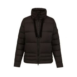 Kurtka damska puchowa DOLOMITE 76 FITZROY czarna. Czarne kurtki damskie Dolomite, bez wzorów, z puchu, bez kaptura. W wyprzedaży za 750.00 zł.