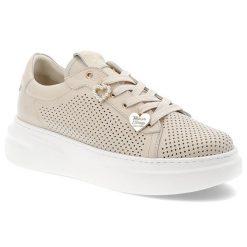 Beżowe Sneakersy Chebello Stylowe Obuwie Damskie. Brązowe obuwie sportowe damskie CheBello, na wiosnę, ze skóry, bez zapięcia, trekkingowe. Za 579.00 zł.