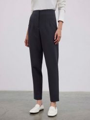 BGN Spodnie w kolorze antracytowym rozmiar: 38. Czarne spodnie materiałowe damskie BGN, bez wzorów, z materiału. Za 171.28 zł.