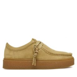 Półbuty Clarks. Brązowe półbuty damskie Clarks, bez wzorów, bez obcasa, na płaskiej podeszwie, bez zapięcia. Za 479.99 zł.