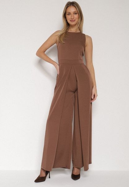Brązowy Elegancki Kombinezon z Ozdobnymi Zakładkami Zellysha. Brązowe sukienki damskie Born2be, z aplikacjami, eleganckie, bez ramiączek. Za 149.99 zł.
