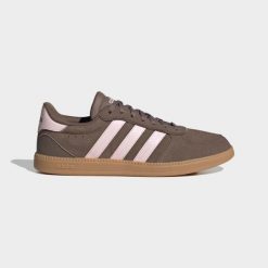 Sneakersy damskie ADIDAS Breaknet Sleek. Brązowe obuwie sportowe damskie Adidas, z kauczuku, bez zapięcia, trekkingowe. Za 259.99 zł.