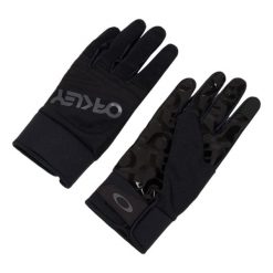 Rękawice zimowe unisex Oakley Factory Pilot Core Glove. Czarne rękawiczki damskie Oakley, bez wzorów. Za 232.80 zł.