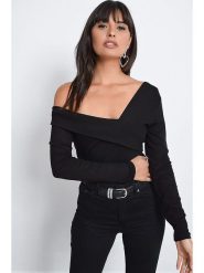 Cool and sexy Koszulka w kolorze czarnym rozmiar: S. Czarne bluzki damskie Cool and sexy, s, bez wzorów, bez kołnierzyka, bez ramiączek. Za 69.75 zł.