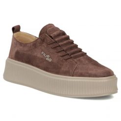 Skórzane półbuty damskie zamszowe sneakersy brązowe Filippo DP8343. Brązowe półbuty damskie Filippo, bez wzorów, ze skóry, bez obcasa, bez zapięcia. Za 209.99 zł.