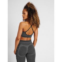 Bezszwowy biustonosz dla kobiet Hummel MT Lulu scrunch. Czarne biustonosze Hummel, bez wzorów, z dżerseju. Za 187.00 zł.