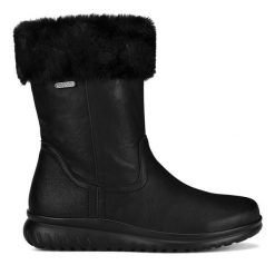 Botki Go Soft. Czarne botki damskie GO SOFT, bez obcasa, na płaskiej podeszwie, bez zapięcia. Za 229.99 zł.
