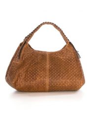 Mia Tomazzi Skórzany shopper bag "Pitigliano" w kolorze koniakowym - 41 x 34 x 30 cm rozmiar: onesize. Brązowe shopper bag Mia Tomazzi, bez wzorów, z materiału, na ramię, bez dodatków. Za 373.95 zł.