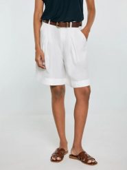 Szorty damskie z domieszką lnu kremowe Maryliana 100. Białe szorty damskie Big Star, bez wzorów, z jeansu. Za 179.99 zł.