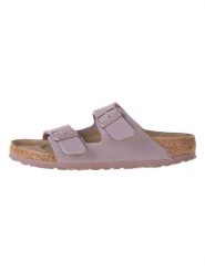 Birkenstock Klapki "Arizona" w kolorze fioletowym rozmiar: 40. Różowe klapki damskie Birkenstock, bez wzorów, z otwartym noskiem, bez obcasa, bez zapięcia. Za 304.95 zł.