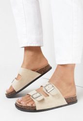 Beżowe Klapki Kleogoria. Brązowe klapki damskie Born2be, bez wzorów, bez obcasa, na płaskiej podeszwie, bez zapięcia. Za 59.99 zł.