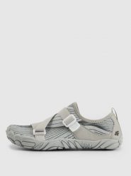 4F Buty do wody BALTROCK damskie - szare 36. Szare obuwie sportowe damskie 4F, na lato, z gumy, bez zapięcia, trekkingowe. Za 119.99 zł.