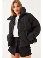 Happiness Istanbul Kurtka zimowa w kolorze czarnym rozmiar: 40. Czarne kurtki damskie Happiness Istanbul, na zimę, bez wzorów, z puchu, bez kaptura. Za 118.01 zł.