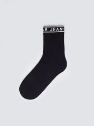 Skarpety damskie długie czarne Bordi 906. Czarne skarpetki damskie Big Star, bez wzorów, z bawełny. Za 19.99 zł.