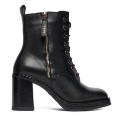 Trzewiki MEXX. Czarne botki damskie Mexx, bez obcasa, na słupku, bez zapięcia. Za 369.99 zł.