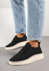 Czarne Ażurowe Sneakersy na Grubej Podeszwie z Tłoczeniem Ronele. Czarne obuwie sportowe damskie Born2be, bez zapięcia. Za 109.99 zł.