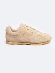 Sneakersy damskie ze skóry naturalnej zamszowej beżowe RR274819 801. Brązowe obuwie sportowe damskie Big Star, ze skóry, bez zapięcia. W wyprzedaży za 99.99 zł.