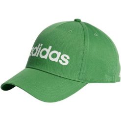 Czapka z daszkiem adidas Daily Cap. Białe czapki z daszkiem damskie Adidas, bez wzorów. Za 61.00 zł.