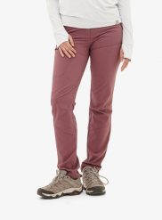 Spodnie turystyczne damskie Turbat Prut Trek Pants. Czerwone spodnie sportowe damskie TURBAT, na lato, l, bez wzorów, z elastanu, trekkingowe. Za 401.49 zł.