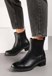 Czarne Botki Sztyblety na Obcasie Ozdobione Nitami Verinete. Czarne botki damskie Born2be, z jeansu, eleganckie, bez obcasa, na obcasie, bez zapięcia. Za 139.99 zł.