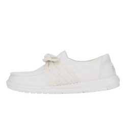 HeyDude Damskie Mokasyny Wendy Bow Essentials. Białe mokasyny damskie Hey dude, z materiału, bez obcasa. Za 219.00 zł.