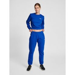 Damska krótka bluza Hummel LGC Shai. Niebieskie bluzy damskie Hummel, m, bez wzorów, z bawełny, bez kaptura. Za 236.50 zł.