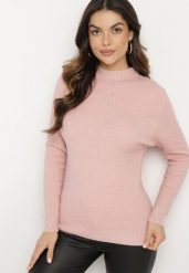 Jasnoróżowy Prążkowany Sweter z Wełną Półgolfem i Guzikami Tinnearia. Czerwone swetry klasyczne damskie Born2be, z jeansu, bez kołnierzyka. Za 89.99 zł.