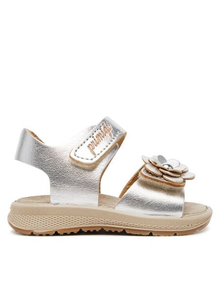 Primigi Sandały 7870611 S Srebrny. Szare sandały dziewczęce Primigi, ze skóry, bez obcasa, bez zapięcia. Za 179.99 zł.