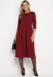 Bordowa Rozkloszowana Sukienka Ozdobiona Przeszyciami Reamira. Czerwone sukienki damskie Born2be, bez wzorów, eleganckie, bez ramiączek. W wyprzedaży za 93.49 zł.