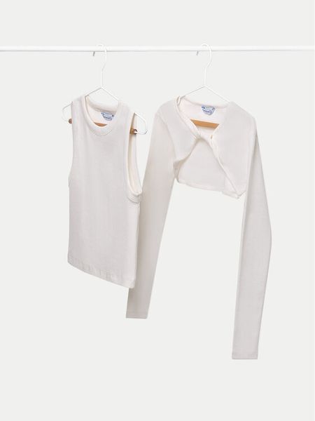 Mayoral Bluzka 6150 Écru Regular Fit. Bluzki i koszule dziewczęce Mayoral, bez wzorów, z bawełny, bez kołnierzyka, bez ramiączek. Za 79.99 zł.
