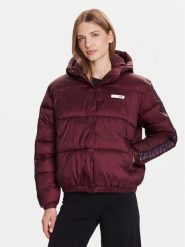 EA7 Emporio Armani Kurtka zimowa 7W000681 AF16413 M5064 Bordowy Relaxed Fit. Czerwone kurtki damskie EA7 Emporio Armani, na zimę, l, bez wzorów, z syntetyku, bez kaptura. Za 999.99 zł.