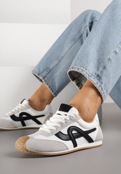 Białe Sneakersy z Geometrycznym Wzorem Arnenta. Białe obuwie sportowe damskie Renee, z jeansu, bez zapięcia. Za 69.99 zł.
