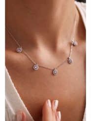 Lodie Silver Srebrny naszyjnik z elementami ozdobnymi - dł. 42 cm rozmiar: onesize. Różowe naszyjniki damskie Lodie Silver, z cyrkonią, srebrne. Za 82.99 zł.