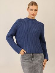 APART Sweter w kolorze niebieskim rozmiar: 36/38. Niebieskie swetry klasyczne damskie Apart, z kaszmiru, bez kołnierzyka. Za 173.99 zł.