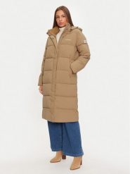 Guess Płaszcz zimowy W4BL26 WGII2 Beżowy Regular Fit. Brązowe płaszcze damskie Guess, na zimę, xl, z aplikacjami, z syntetyku, bez kaptura. Za 949.99 zł.