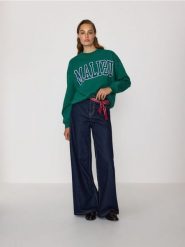 Bluza z nadrukiem - zielony. Zielone bluzy damskie Reserved, l, bez wzorów, z bawełny, bez kaptura. W wyprzedaży za 59.99 zł.