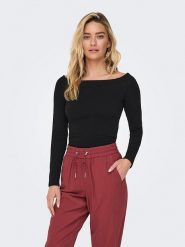 ONLY Koszulka w kolorze czarnym rozmiar: XL. Czarne bluzki damskie Only, xl, bez wzorów, bez kołnierzyka, bez ramiączek. Za 61.46 zł.