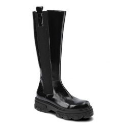 Czarne Kozaki Damskie Nessi Modne Skórzane Buty. Czarne kozaki damskie Nessi, z gumy, bez obcasa, na obcasie, bez zapięcia. Za 369.00 zł.