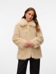 Vero Moda Kurtka przejściowa w kolorze beżowym rozmiar: M. Brązowe kurtki damskie Vero Moda, m, bez wzorów, bez kaptura. Za 245.96 zł.