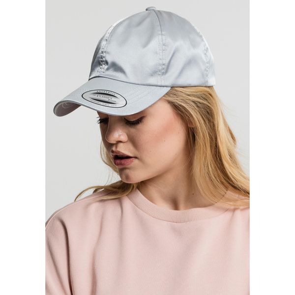 Czapka Flexfit low profile atin. Szare czapki z daszkiem damskie FLEXFIT, bez wzorów. Za 137.00 zł.