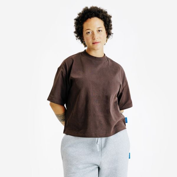 Koszulka Crop damska. Brązowe koszulki damskie Decathlon, l, bez wzorów, z bawełny, bez kołnierzyka, bez ramiączek. Za 54.99 zł.