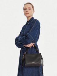 Coccinelle Torebka M50 Boheme Grana Double E1 M50 58 01 01 Czarny. Czarne torebki klasyczne damskie Coccinelle, ze skóry, bez dodatków. Za 1,499.00 zł.