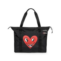 Torba podróżna Eastpak x Keith Haring Travel. Czarne torby podróżne Eastpak, bez wzorów. Za 334.50 zł.