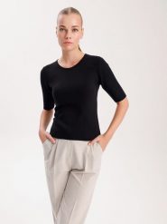 BGN Sweter w kolorze czarnym rozmiar: 38. Czarne swetry klasyczne damskie BGN, bez kołnierzyka. Za 74.63 zł.