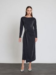 BGN Sukienka w kolorze antracytowym rozmiar: 34. Czarne sukienki damskie BGN, z aplikacjami, bez ramiączek. Za 187.99 zł.